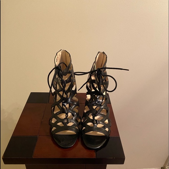 Nine West Shoes size 8.5 - Picture 1 of 3